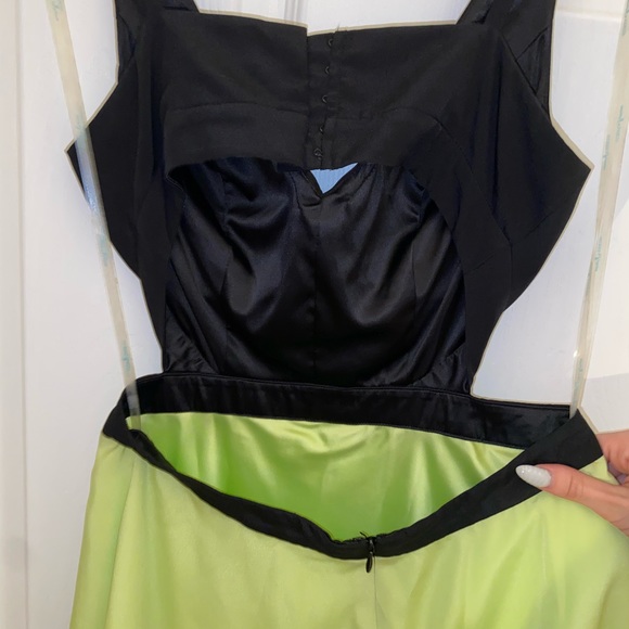 Open Back Guess by Marciano Dress - Picture 4 of 5